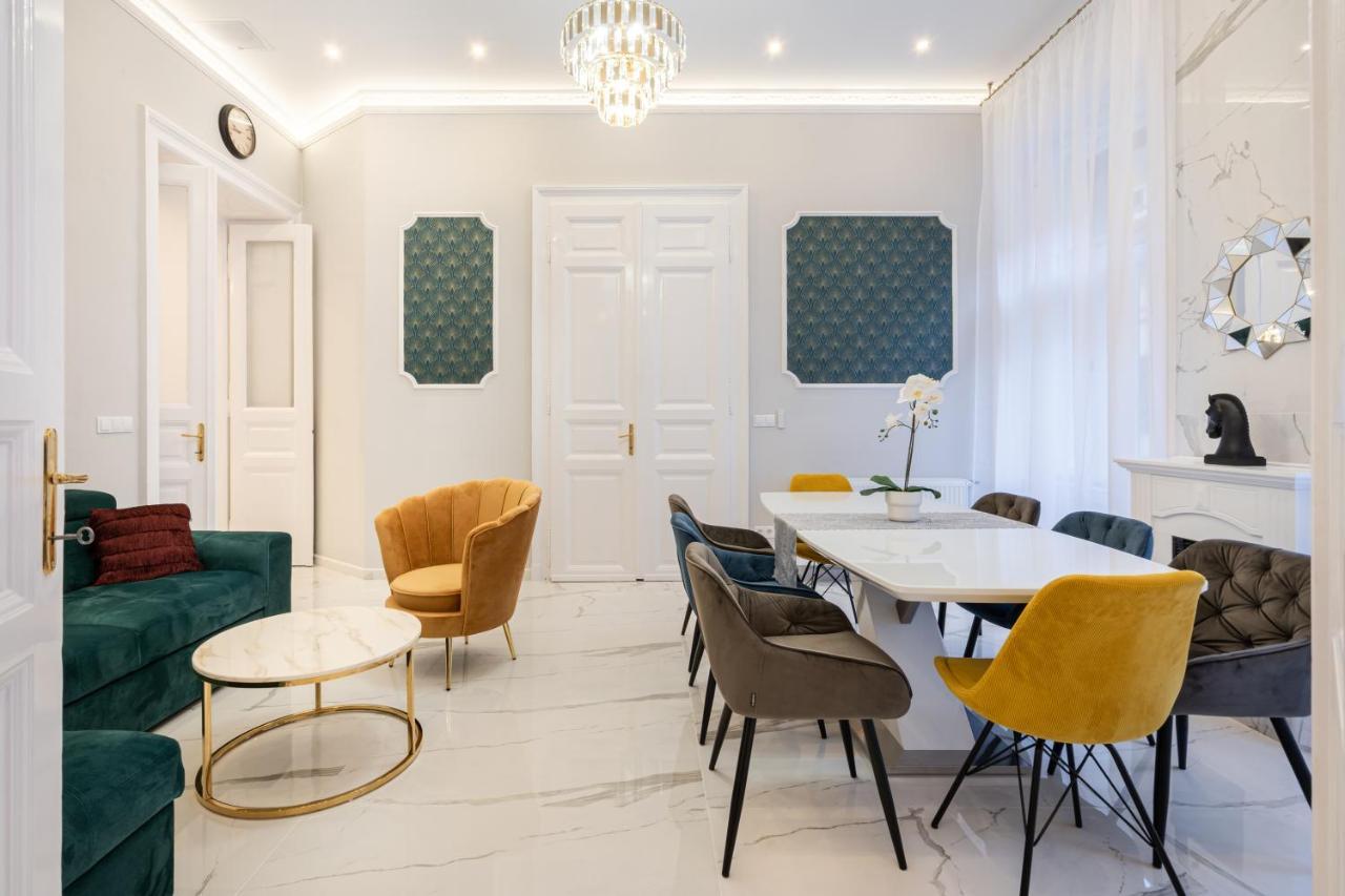 Premium Art Deco Apartment At Broadway // 4Bdr & 3Br Budapeszt Zewnętrze zdjęcie